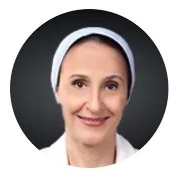 منال عمر