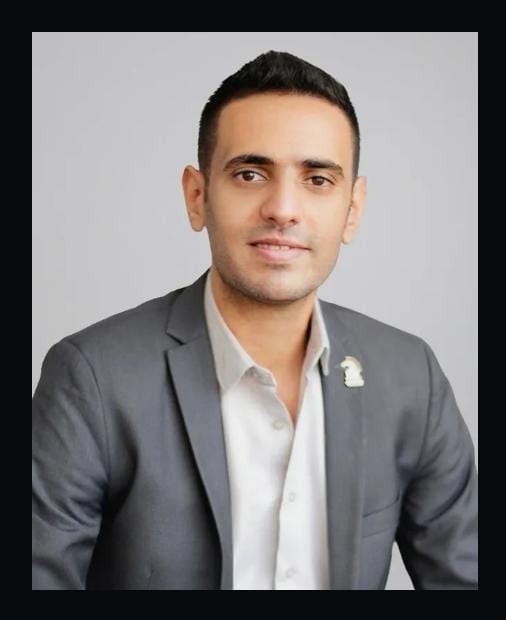 احمد فارس
